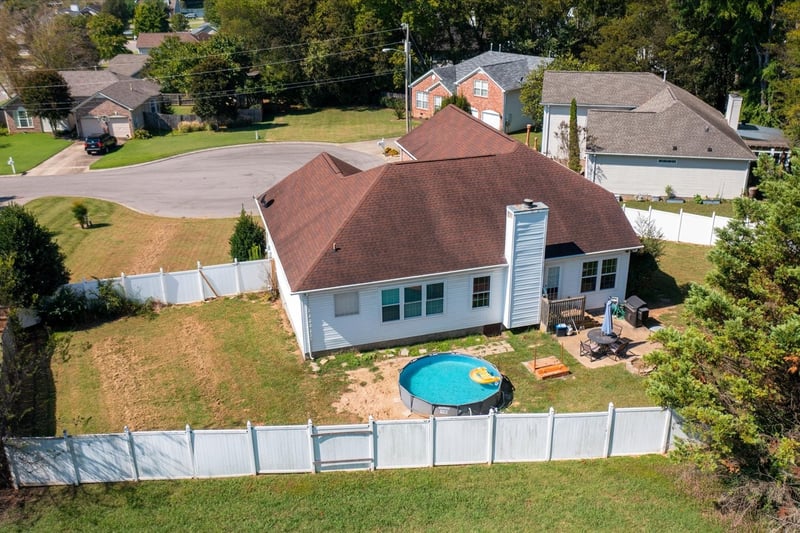 2801 Paradise Ct, Spring Hill, TN 37174