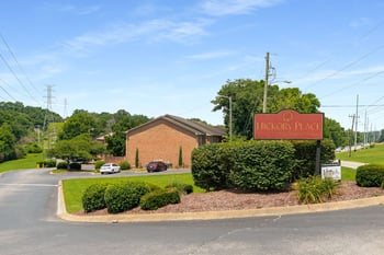 348 Hickory Pl, Nashville, TN 37214