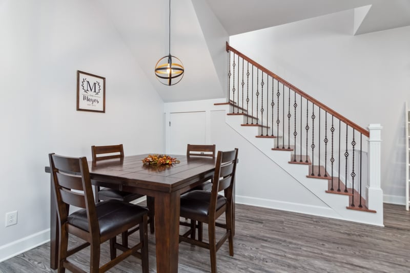 209 Augusta Ave, Pleasant View, TN 37146