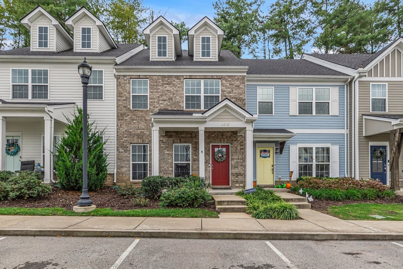 2808 Sonoma Way, Columbia, TN 38401