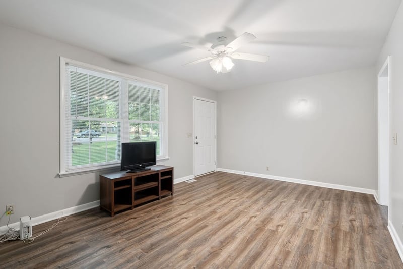 125 Cheryl Dr, Hendersonville, TN 37075