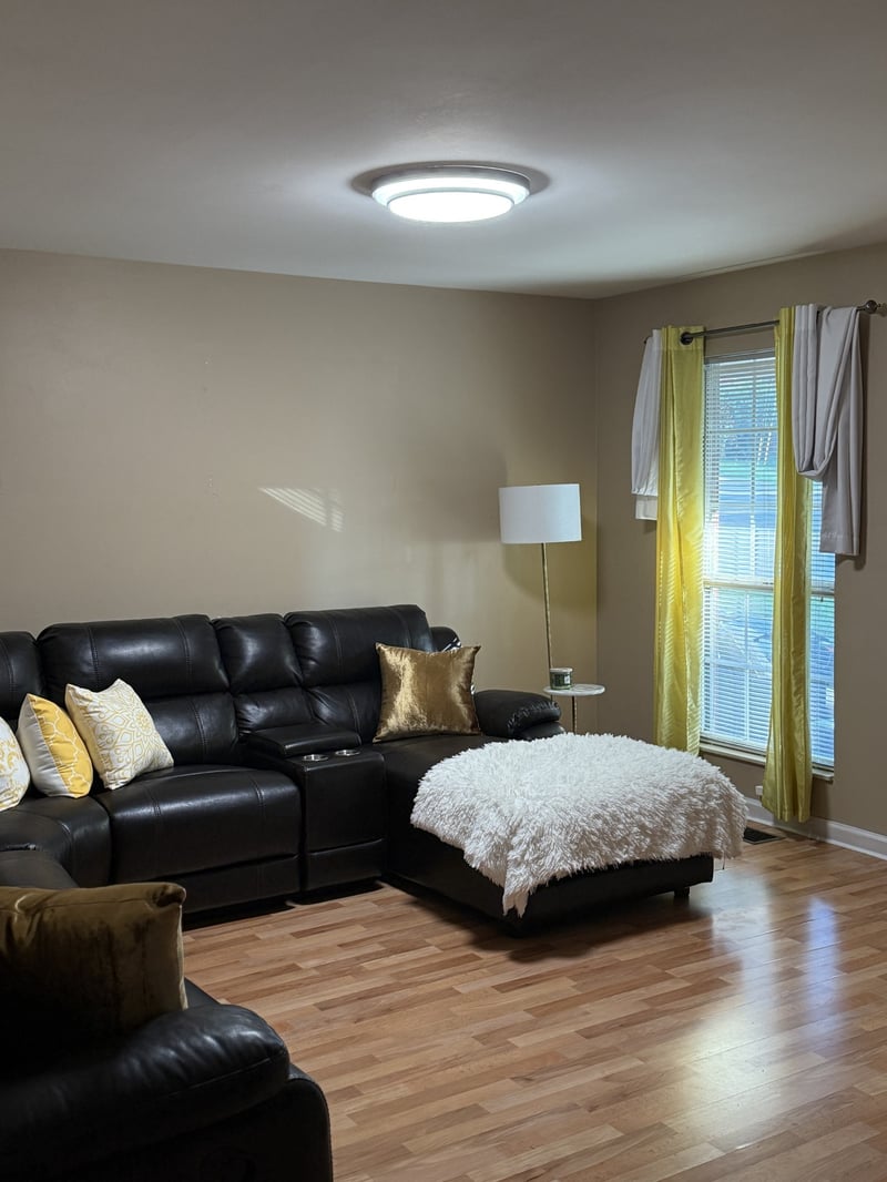 805 Carlisle Ct, Nashville, TN 37214