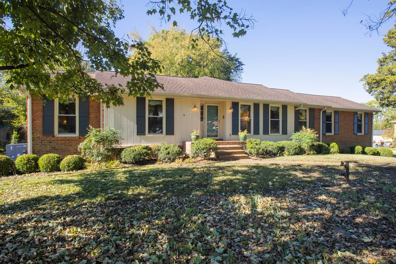 104 Stonewall Dr, Hendersonville, TN 37075