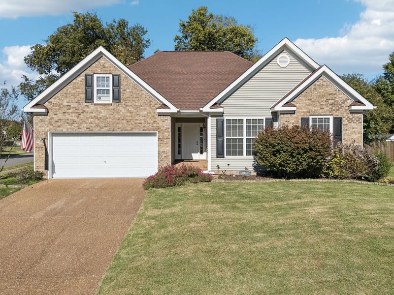 1300 Branchside Ct, Thompsons Station, TN 37179