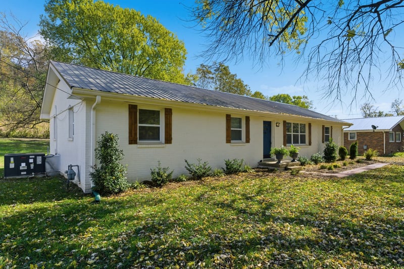 1116 Slaters Creek Rd, Goodlettsville, TN 37072