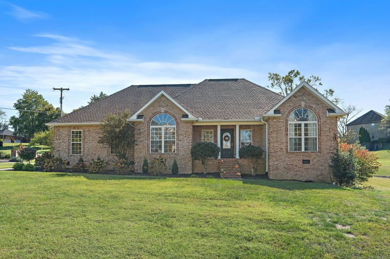 262 Bayhill Dr, Gallatin, TN 37066