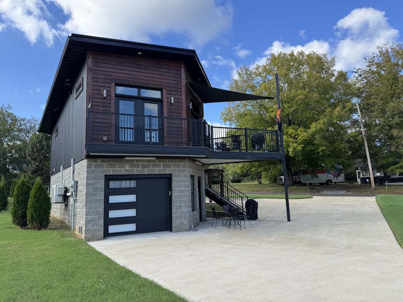 413 Riverside Dr, Columbia, TN 38401