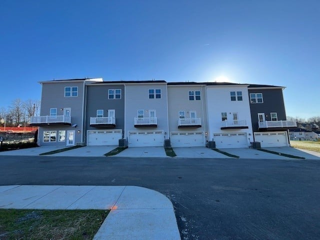 302 Poplar Loop, Antioch, TN 37013