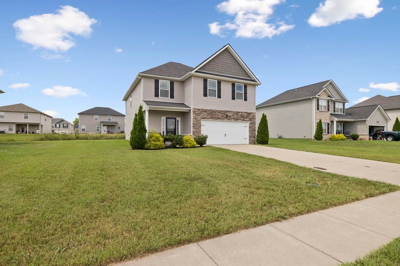 2237 Pathfinder Dr, Murfreesboro, TN 37127