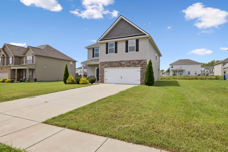 2237 Pathfinder Dr, Murfreesboro, TN 37127