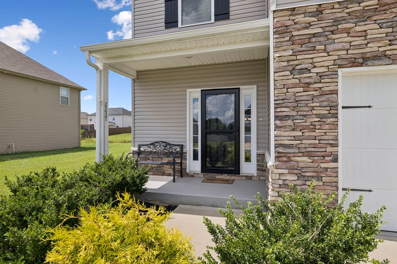 2237 Pathfinder Dr, Murfreesboro, TN 37127