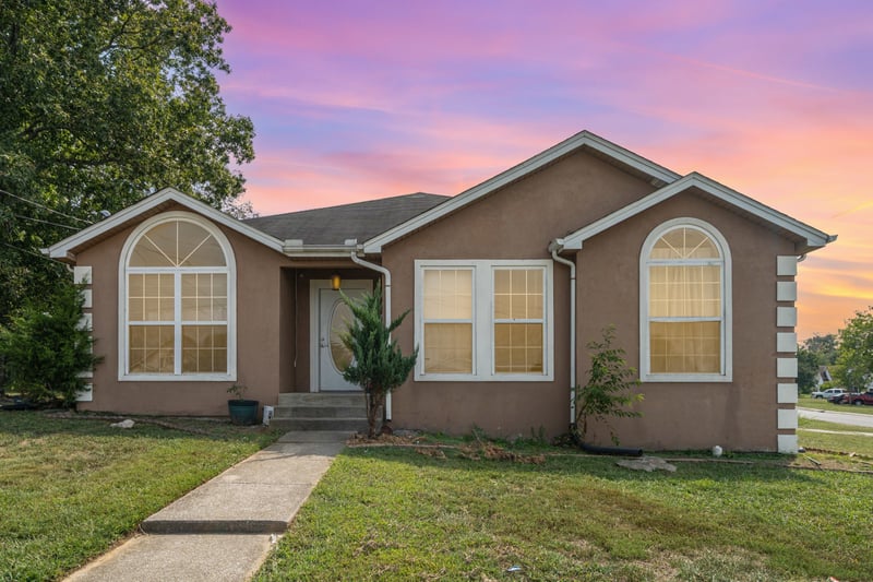 800 Troy Cv, La Vergne, TN 37086