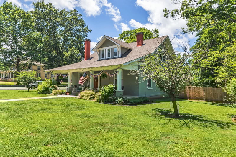 601 N Main St, Mount Pleasant, TN 38474