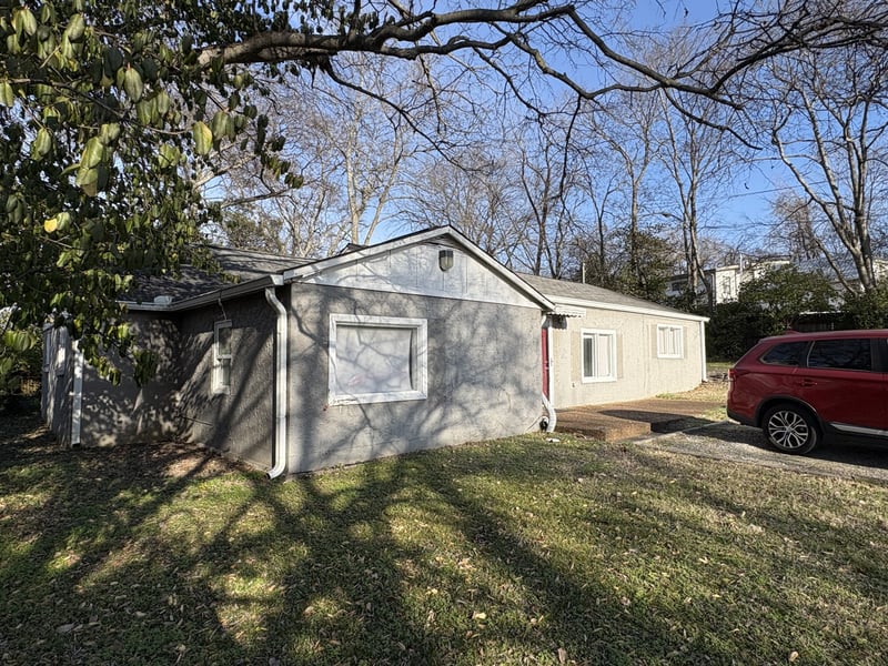 539 Neelys Bend Rd, Madison, TN 37115