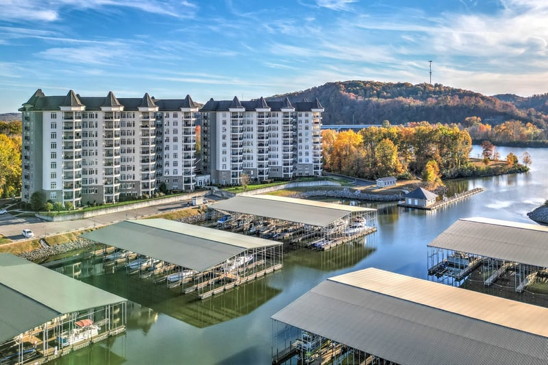 400 Warioto Way #305, Ashland City, TN 37015