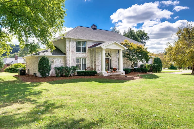 1937 Shamrock Dr, Brentwood, TN 37027