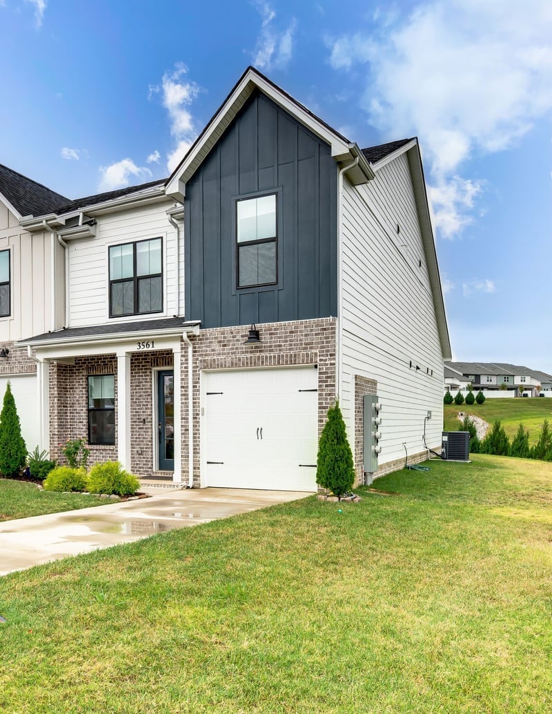 3561 Burgate Trl, Thompsons Station, TN 37179