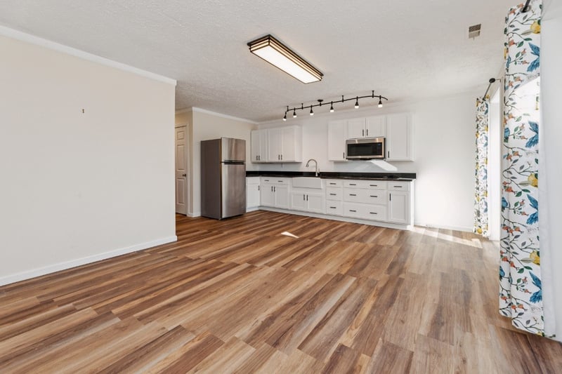 10112 Old Highway 46, Bon Aqua, TN 37025