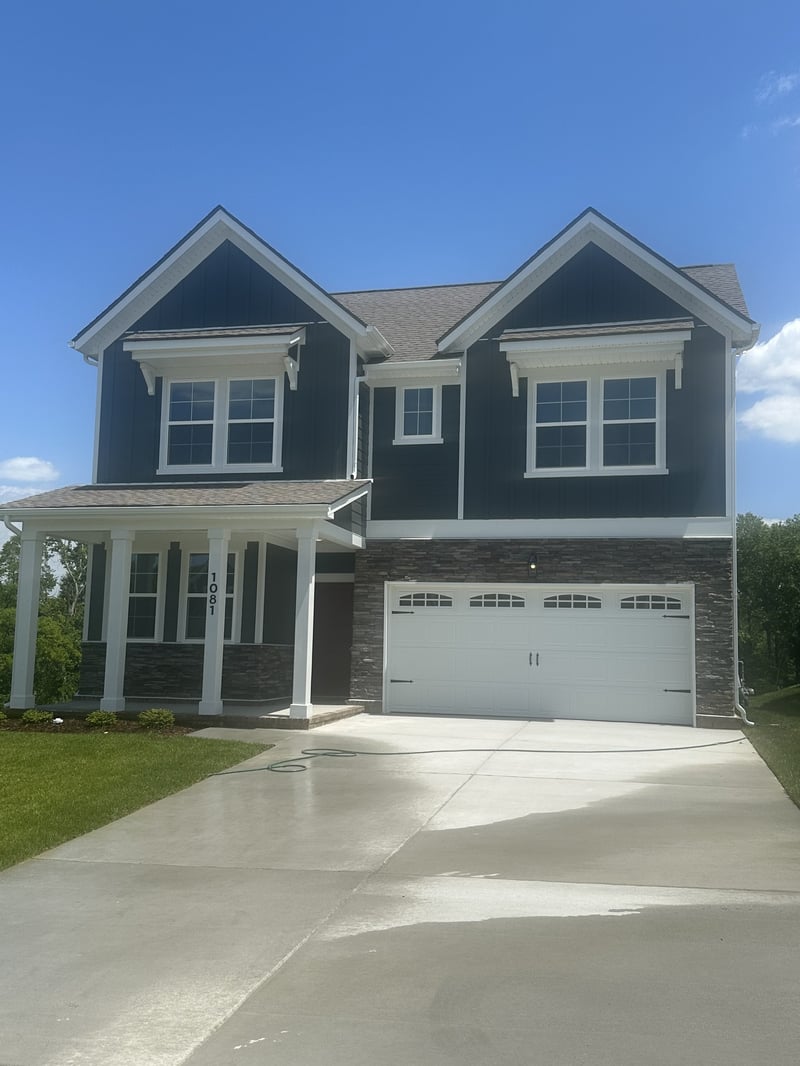 1081 Large Poppy Dr, La Vergne, TN 37086