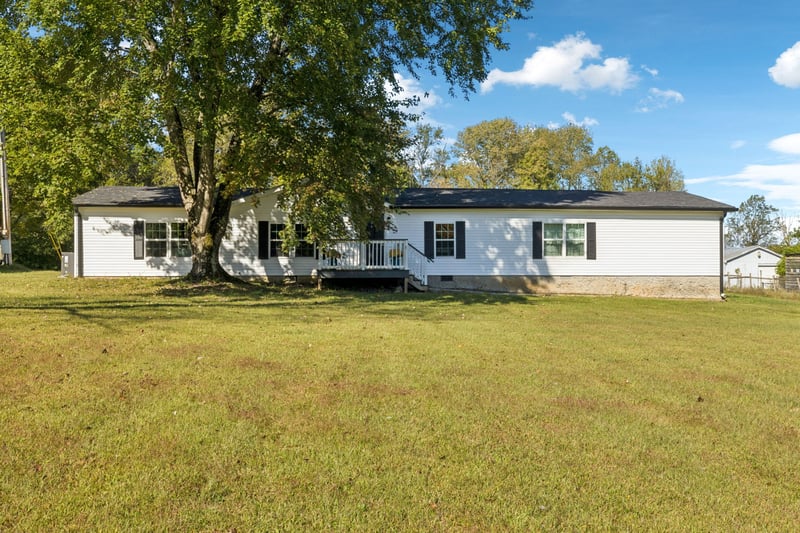 1740 Hazelwood Dr, Ashland City, TN 37015