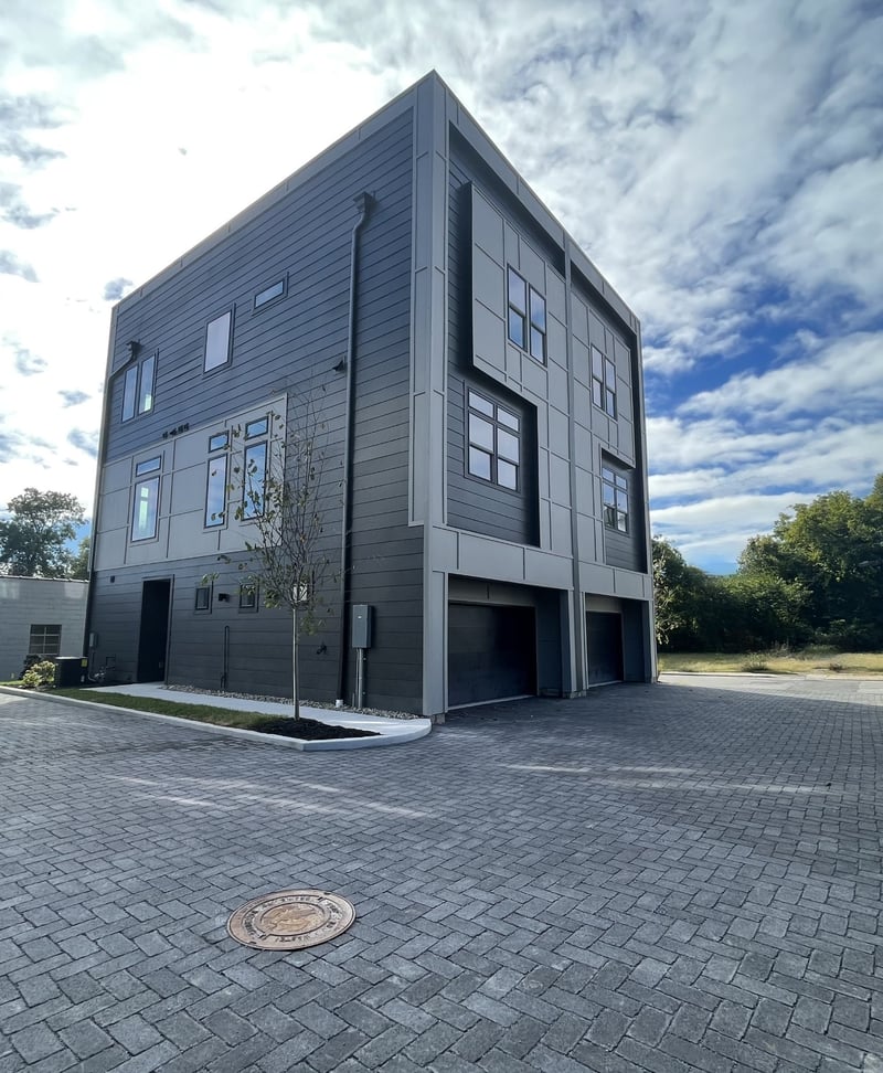 107 E 9th St #D7, Columbia, TN 38401