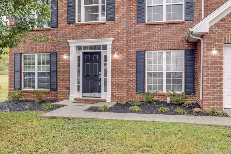 2002 Vanguard Ct, Spring Hill, TN 37174