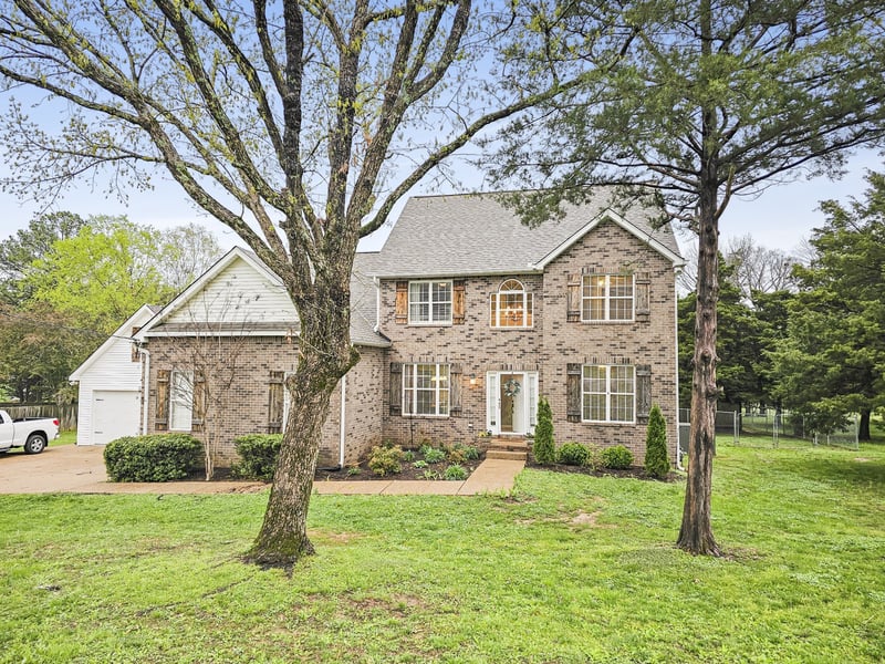 4005 Dell Dr, Mount Juliet, TN 37122