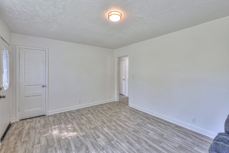 718 N Greenwood Ext, Lebanon, TN 37087