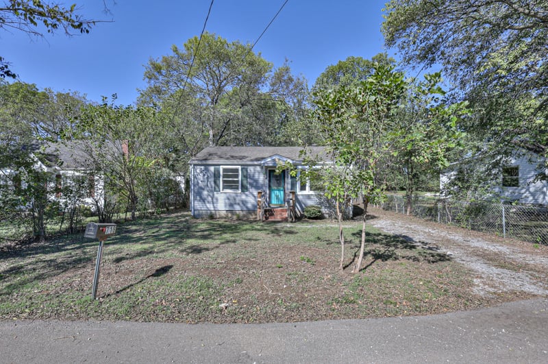 718 N Greenwood Ext, Lebanon, TN 37087