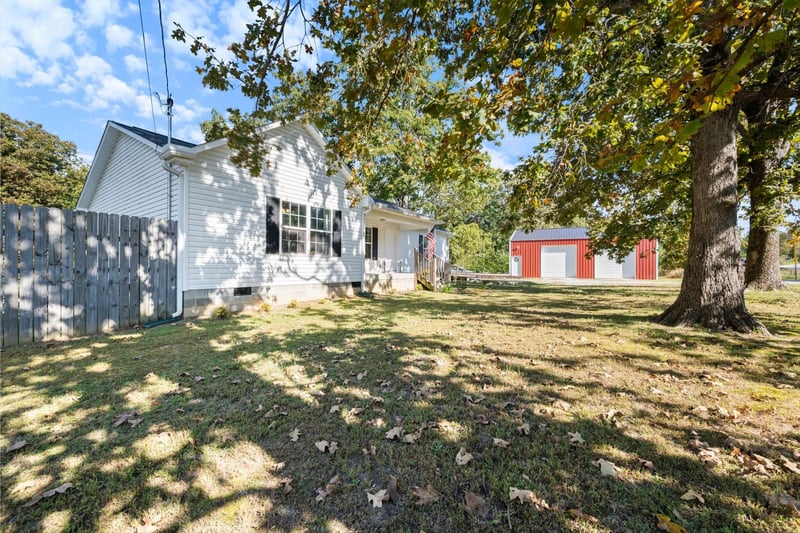 1318 Yellow Creek Rd, Dickson, TN 37055