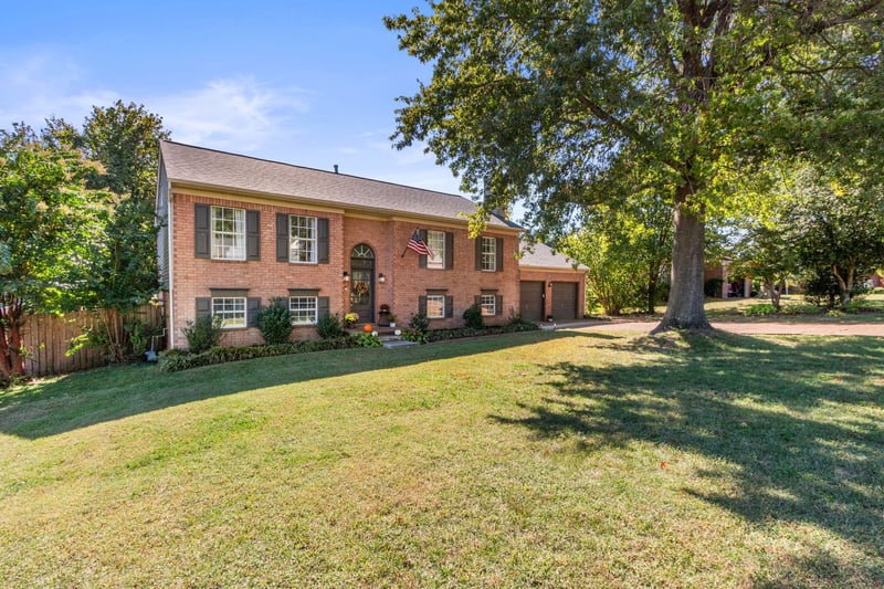 403 Preakness Dr, Thompsons Station, TN 37179