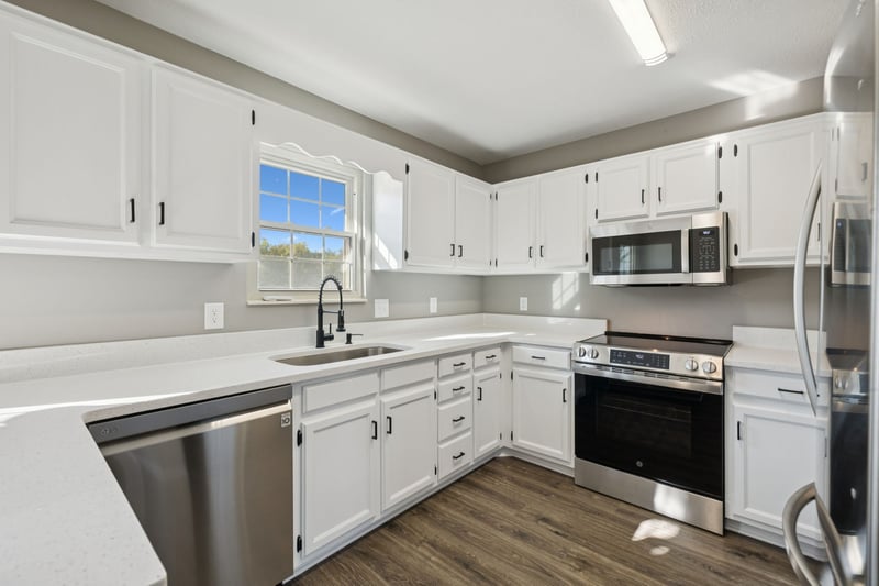 382 Clarkston Dr, Smyrna, TN 37167