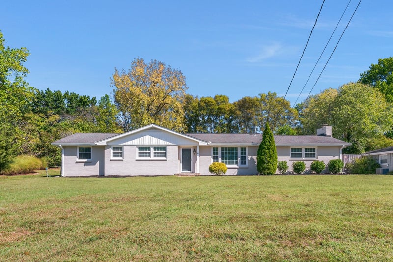 103 Maple Dr, Hendersonville, TN 37075