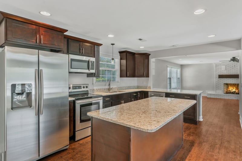 103 Maple Dr, Hendersonville, TN 37075