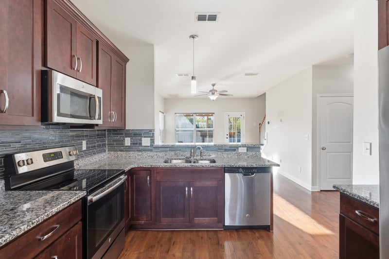 8849 Cressent Glen Ct, Antioch, TN 37013