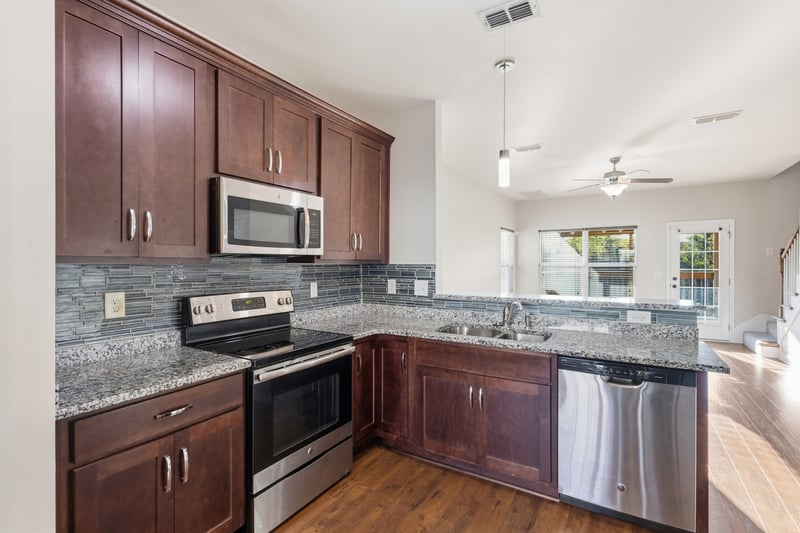 8849 Cressent Glen Ct, Antioch, TN 37013