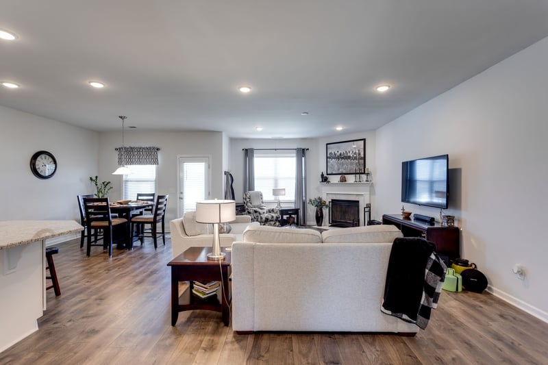 2928 Hen Brook Dr, Columbia, TN 38401