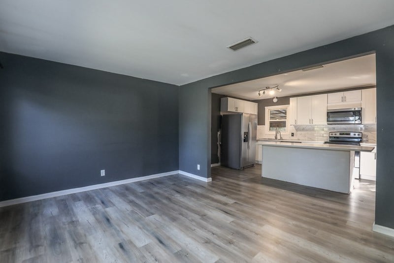 106 Oak Park Dr, Columbia, TN 38401