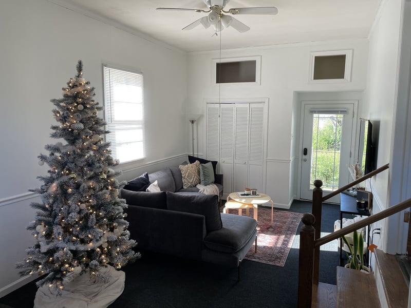 1930 Woodmont Dr, Columbia, TN 38401