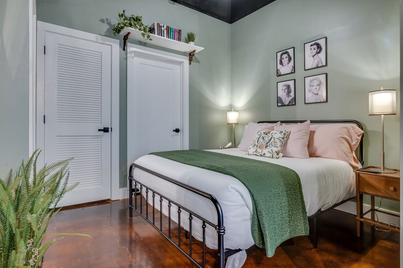 293 Plus Pk #218, Nashville, TN 37217