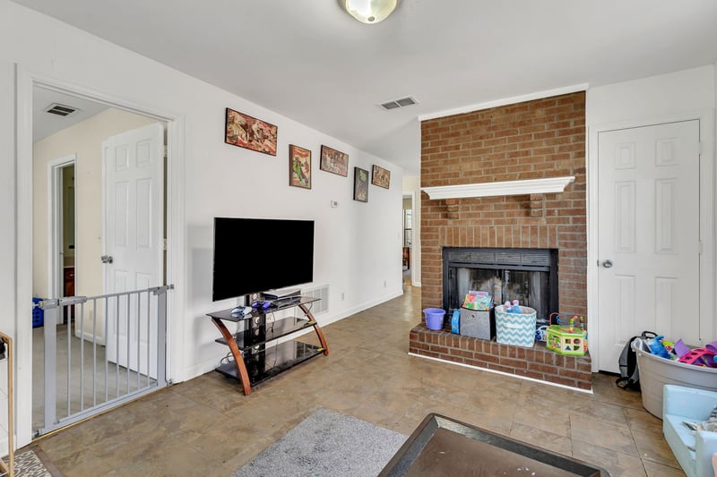 1214 Wenlon Dr, Murfreesboro, TN 37130