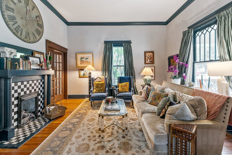 1115 S High St, Columbia, TN 38401