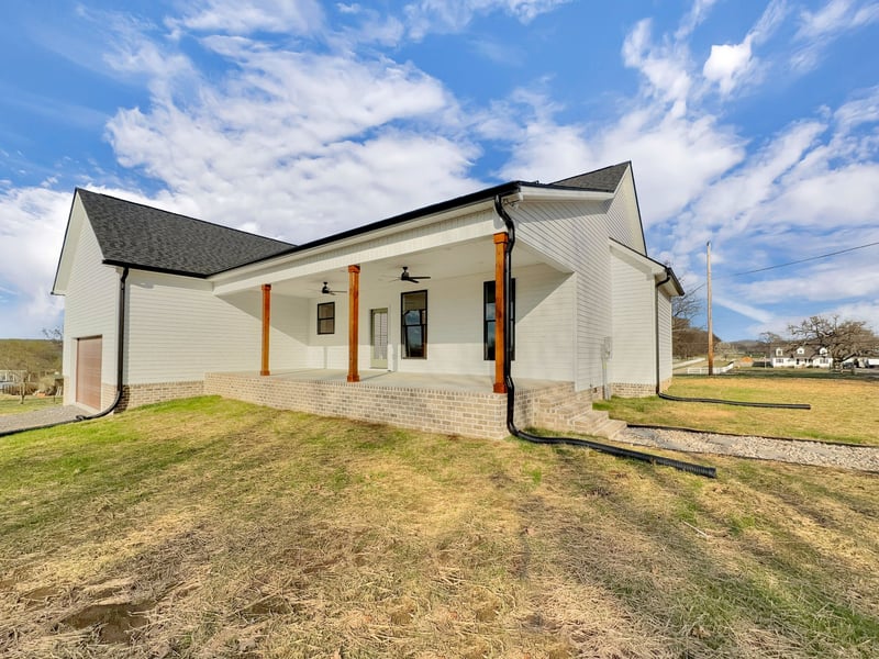 777 Rock Springs Rd, Castalian Springs, TN 37031