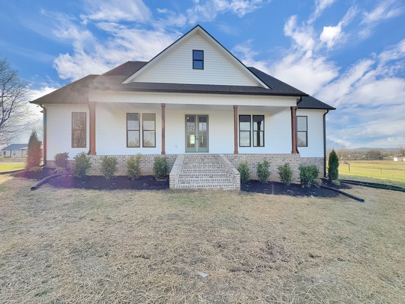 777 Rock Springs Rd, Castalian Springs, TN 37031