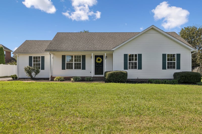 629 Brinkley Rd, Murfreesboro, TN 37128