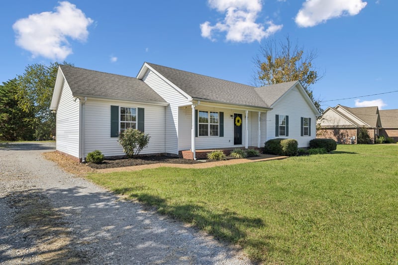 629 Brinkley Rd, Murfreesboro, TN 37128