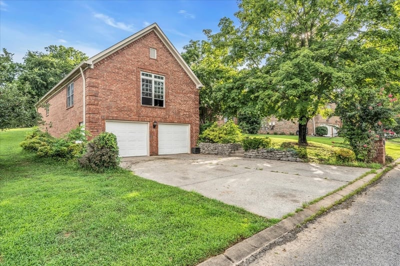 104 Breakwater , Hendersonville, TN 37075