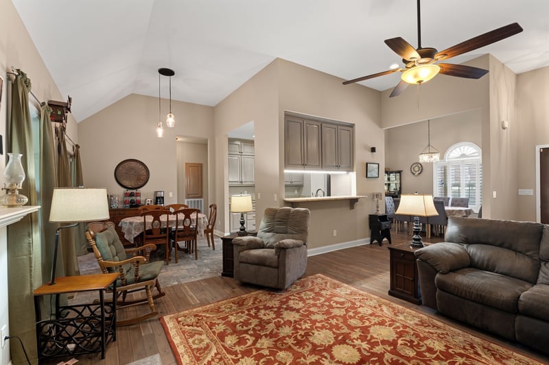 3006 Gracie Ann Dr, Greenbrier, TN 37073