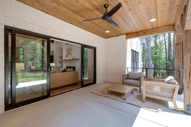 1064 Garton Rd, Burns, TN 37029