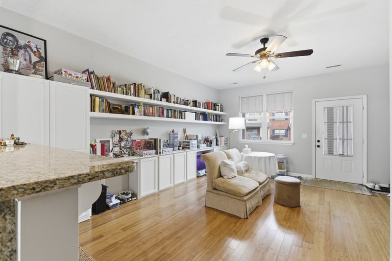 1025 Capital Funds Ct, Nashville, TN 37217